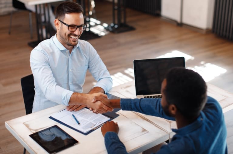 Lutter contre les discriminations à l’embauche et développer l’emploi, c’est possible !