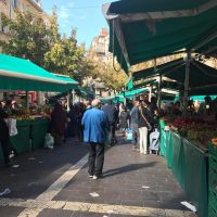 marche-rue-longue-capucins-noailles