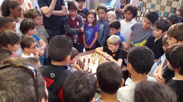 Marseille-Echecs-partie-enfants