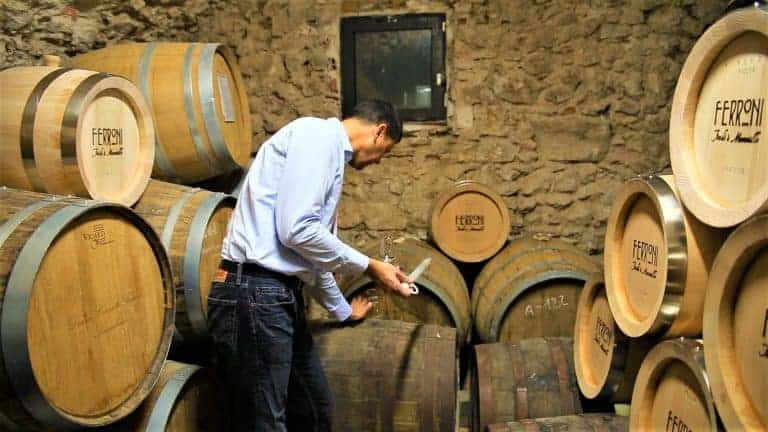 Pastis et rhum – Découvrez les secrets de ces liqueurs traditionnelles marseillaises
