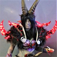 japan-expo-cosplay-diable-bouc