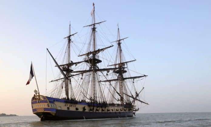 visiter-hermione-bateau-vieux-port