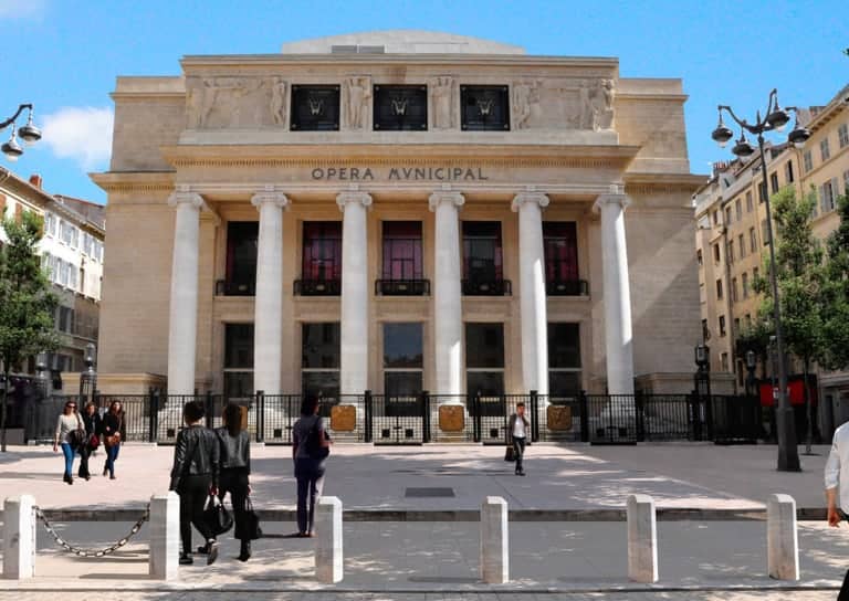Opéras, théâtres et salles de spectacles peuvent rouvrir leurs portes