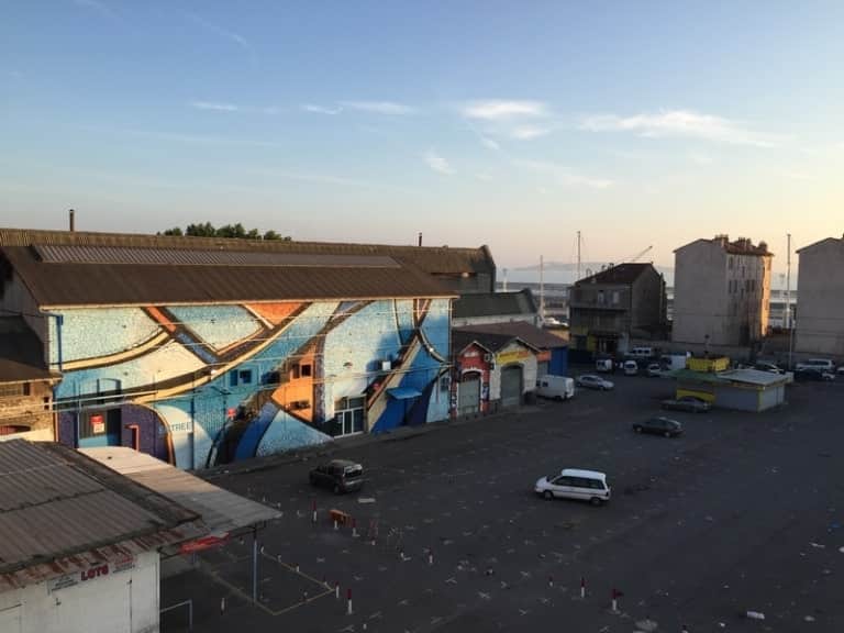 Le Marseille Street Art Show investit le marché aux puces