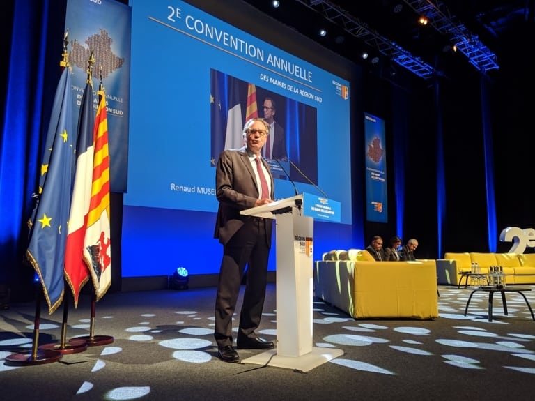 750 maires de la région Sud mobilisés à Marseille pour accélérer la décentralisation