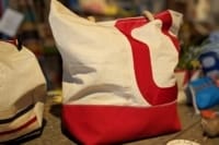 , Des Proven&ccedil;aux recyclent des voiles de bateaux pour en faire des sacs, Made in Marseille