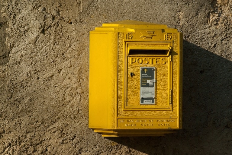 La Poste recrute 90 postes en CDI dans les Bouches du Rhône et le Vaucluse
