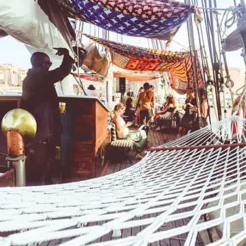 , Le bar sur la mer, nouveau spot pour des ap&eacute;ros au coucher de soleil, Made in Marseille