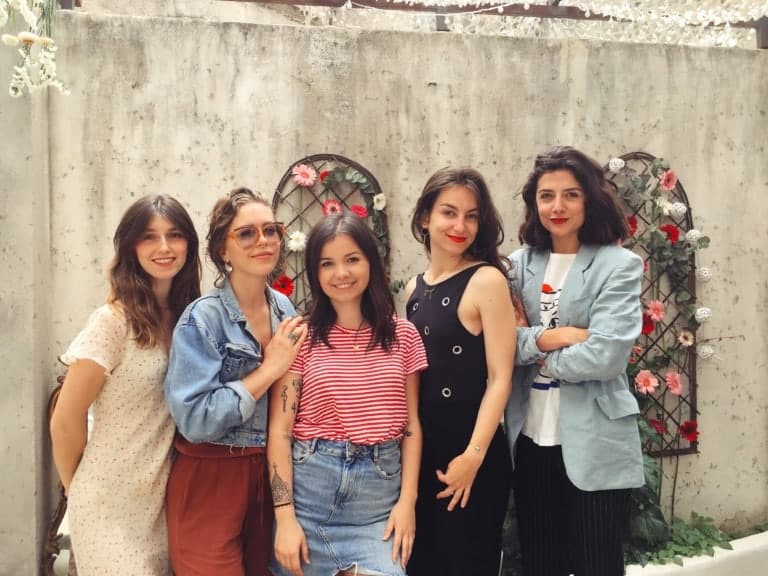 Au coeur de Marseille, ouvrez les portes de la Villa M où l’union fait la mode