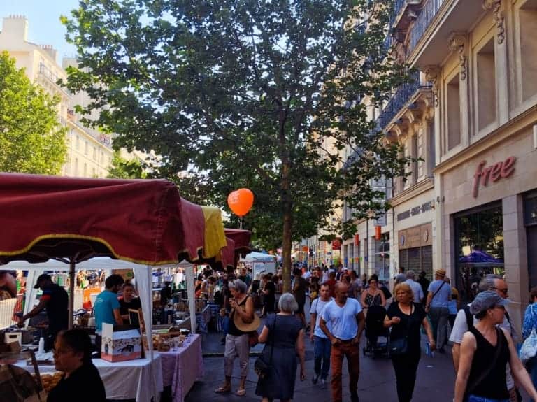 Près de 500 restaurants et commerces du centre-ville de Marseille ouverts ce dimanche