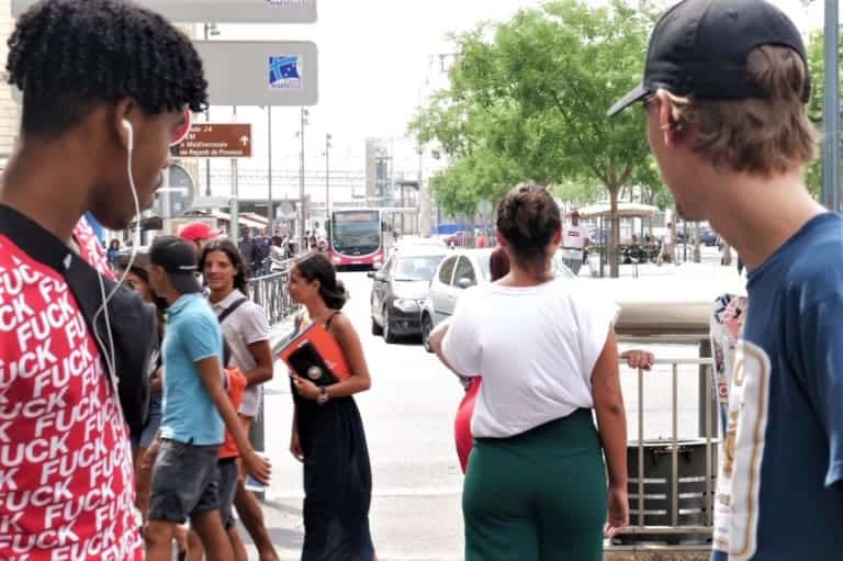 Elles veulent mettre le hola au harcèlement de rue