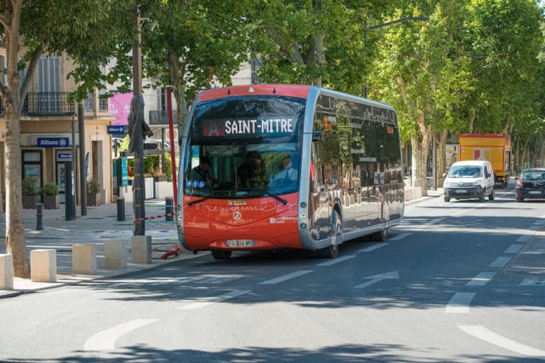 L&rsquo;Aixpress, le nouveau bus électrique et silencieux, entre en circulation