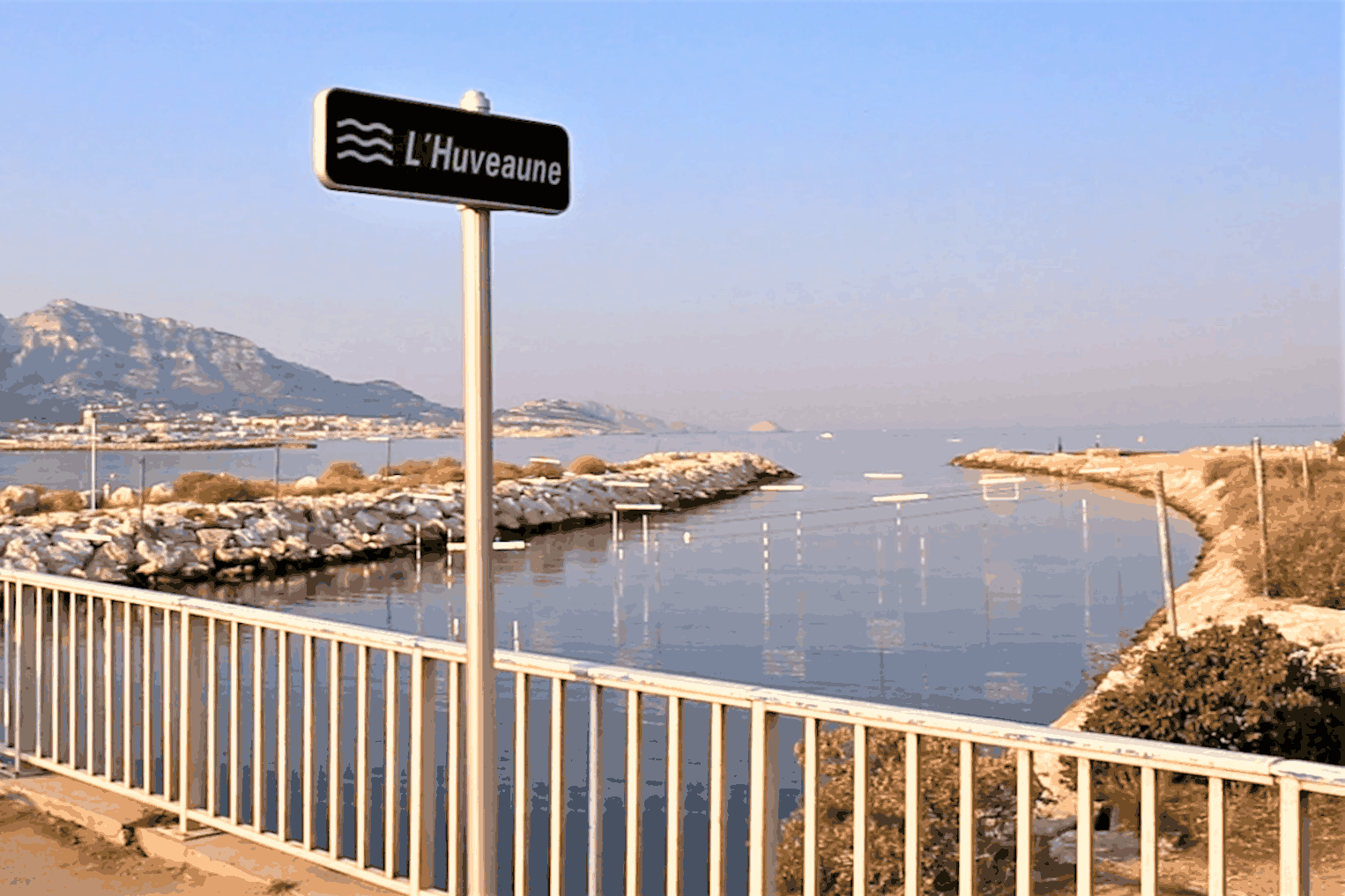 L'embouchure de l'Huveaune aux plages du Prado.