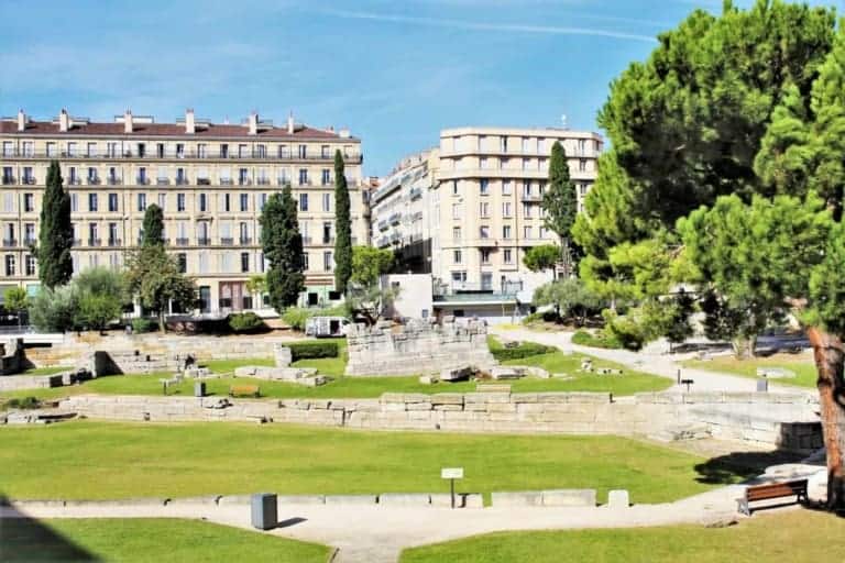 Insolite, participez à un banquet gréco-romain dans le jardin des Vestiges