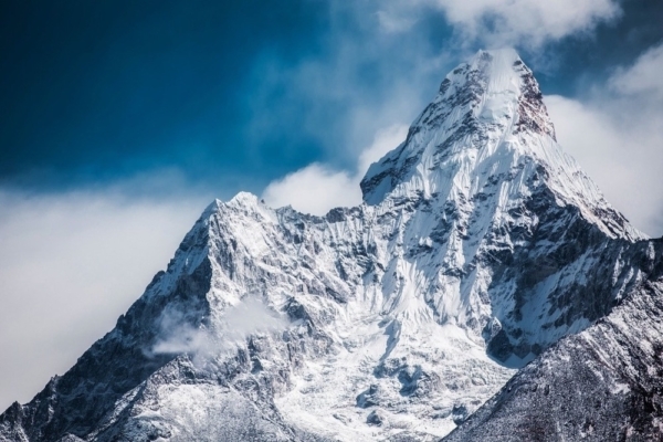 montagne-hiver-neige-ski-2