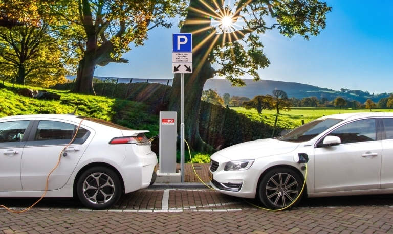 En 2021, 1000 bornes électriques installées dans la région pour recharger les véhicules