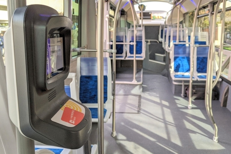 À Marseille, le paiement sans contact va servir comme titre de transport