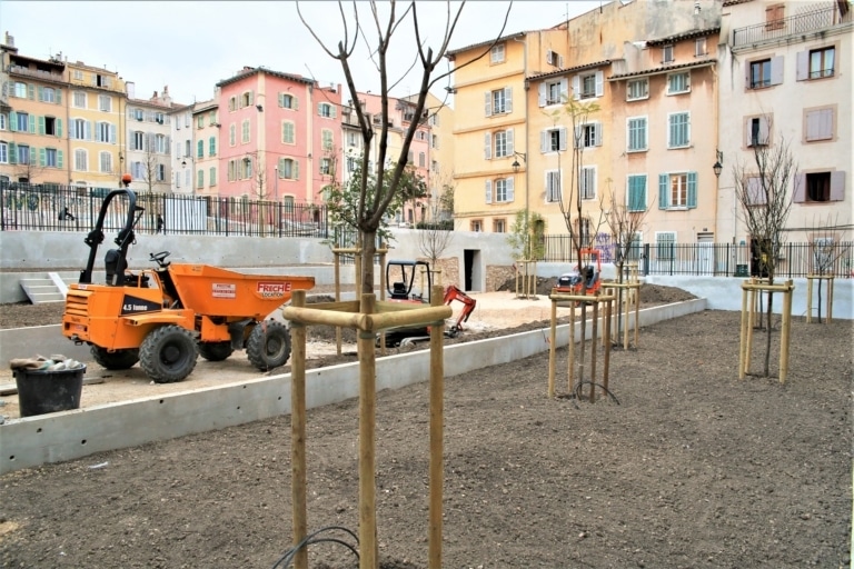 Le jardin partagé de la place du Refuge ouvre enfin au coeur du Panier
