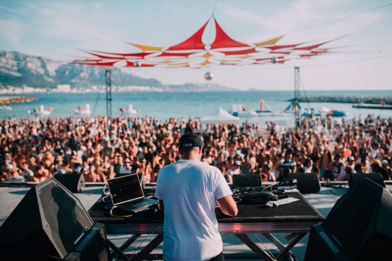 Carl Cox, Chilla, Vini Vici… Le Delta Festival se dévoile avec un teaser fou