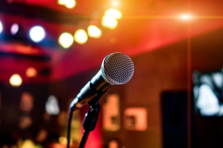 Sélection des bars et restaurants qui se mêlent aux arts du spectacle