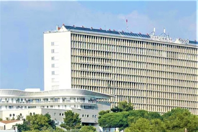 L&rsquo;Hôpital Nord de Marseille se dote d&rsquo;une nouvelle technologie pour mieux traiter les cancers