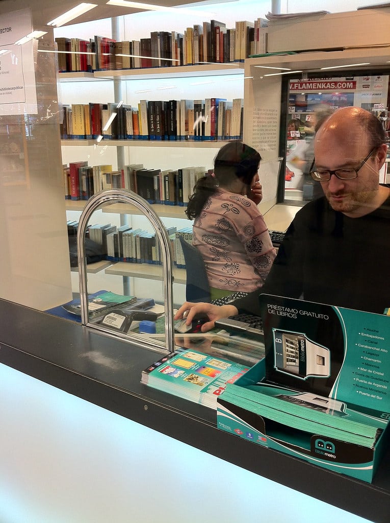 Les Aubagnais d&rsquo;Oxytronic produisent des hygiaphones pour protéger les commerçants