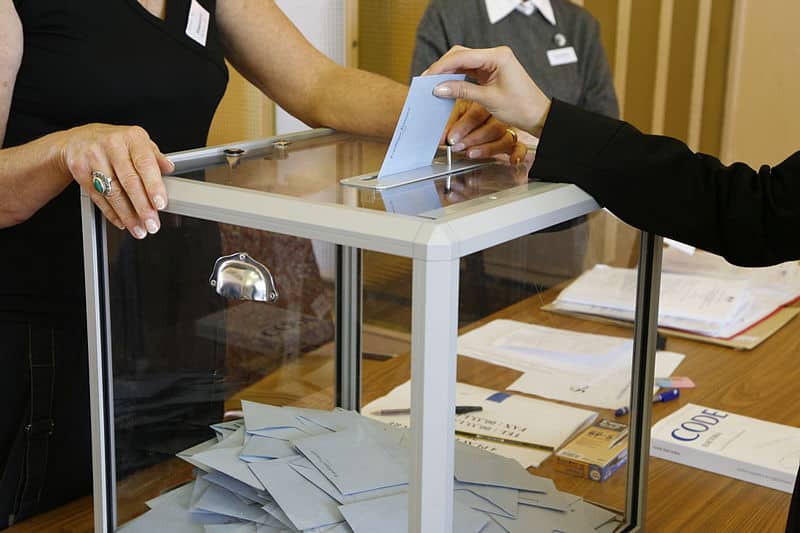 Vers un nouveau report des élections départementales et régionales ?