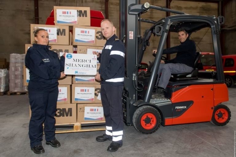 Shanghai offre 21 000 masques au bataillon de marins-pompiers de Marseille