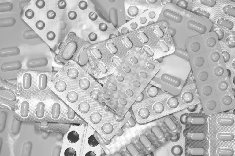 La justice rejette la demande de constitution préventive de stocks de chloroquine