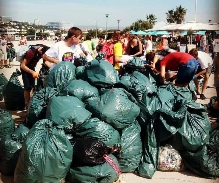 Un grand nettoyage des plages pour la Journée Mondiale des Océans