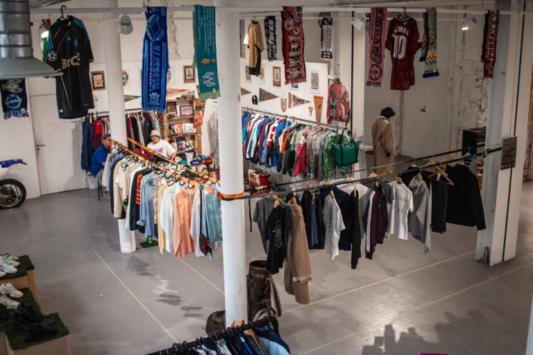 Le Hall, rendez-vous au pop-up store de la culture urbaine aux Docks Village