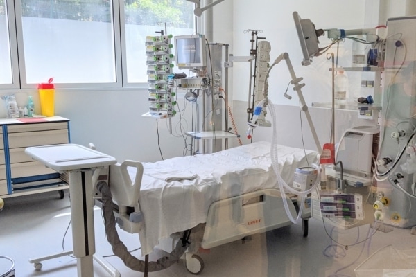 lit-reanimation-urgence-hopital