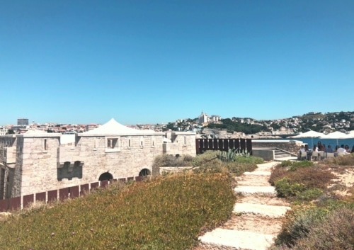 , C2 Beach sur l&rsquo;&icirc;le Degaby, la plage priv&eacute;e et intimiste au large de Marseille, Made in Marseille