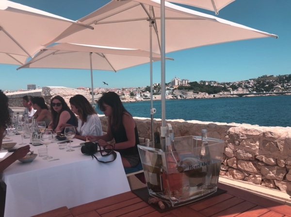 Degaby-ile-repas-vin-provence