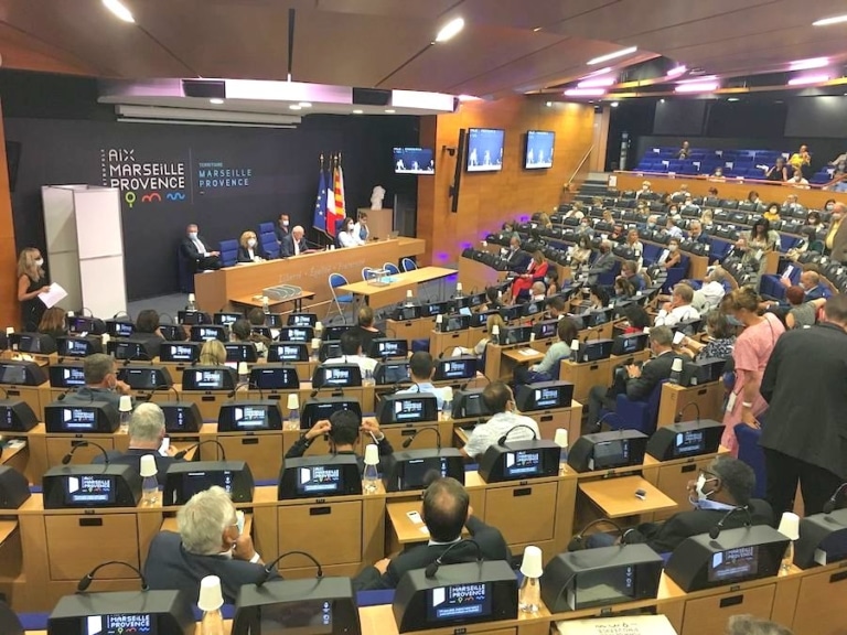 Les conseils de territoire disparaîtront à compter du 1er juillet 2022