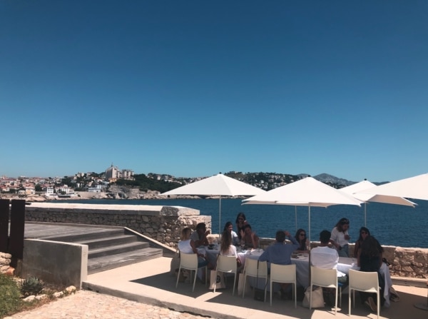 dejeuner-pique-nique-mediterranee