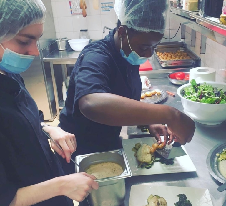 Le Grand Pin, un restaurant pédagogique pour la réinsertion des jeunes en difficulté