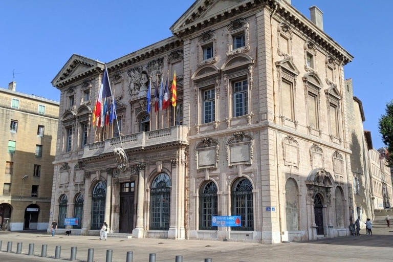 Le rapport Woerth préconise une élection directe des maires de Paris, Lyon et Marseille