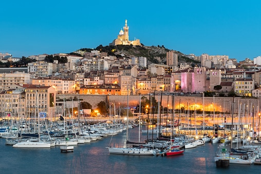 A Marseille, la statue de la Vierge de Notre-Dame de la Garde fête ses 150 ans