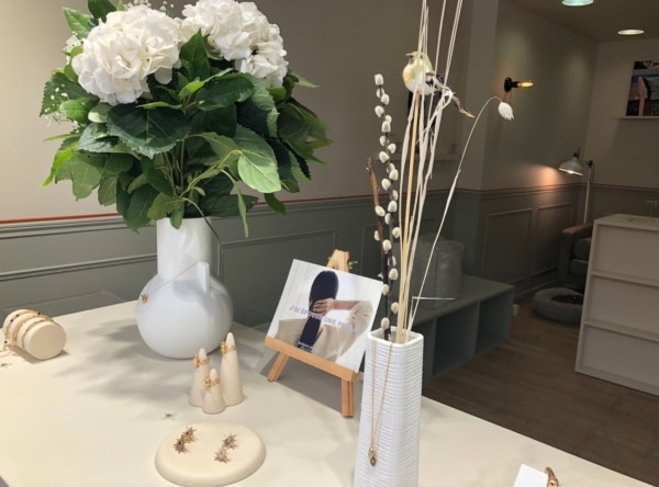 , &laquo;&nbsp;J&rsquo;ai &eacute;pous&eacute; une perle&nbsp;&raquo; : les bijoux marseillais ouvrent boutique &agrave; la Pr&eacute;fecture, Made in Marseille