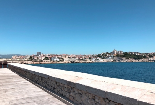 rade-marseille-corniche