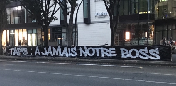 banderole-deploye-stade-velodrome