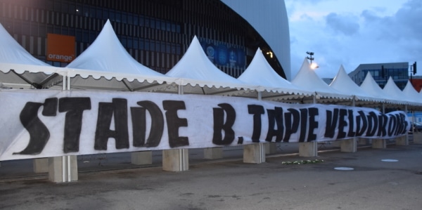 banderole-stade-b-tapie