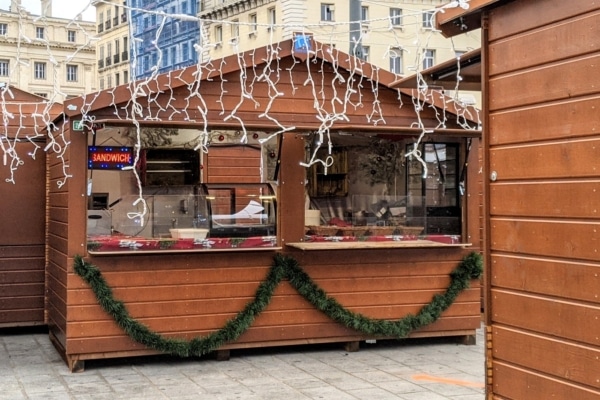 , Reportage photos : Le march&eacute; de No&euml;l ouvre samedi sur le Vieux-Port de Marseille, Made in Marseille