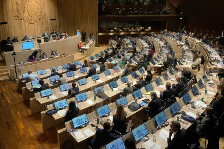 Décentralisation : Les maires de Marseille et Aix réclament plus de pouvoirs