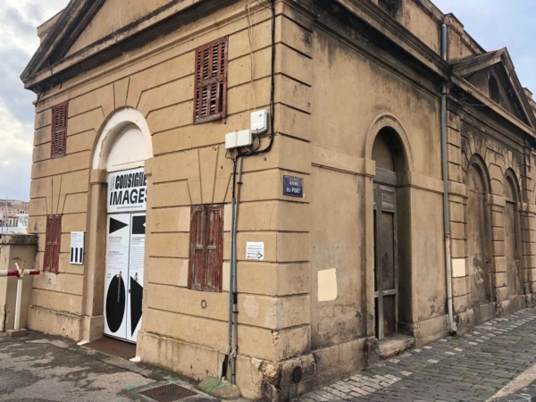 consigne-images-entrée-vieux-port