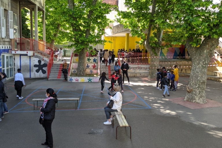 Le conseil municipal vote la création de la société publique dédiée à la rénovation des écoles