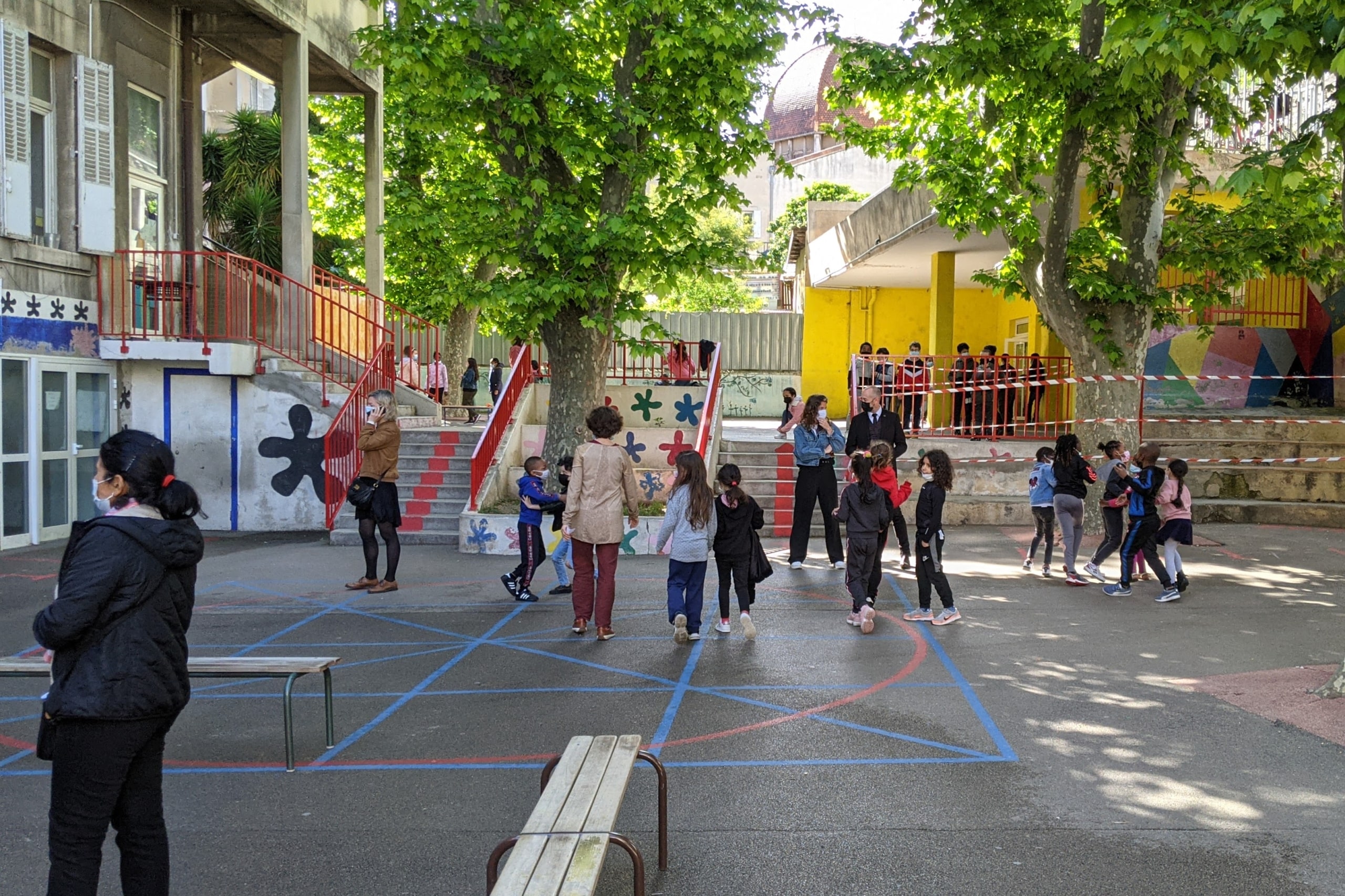 cour-ecole-national-enfant