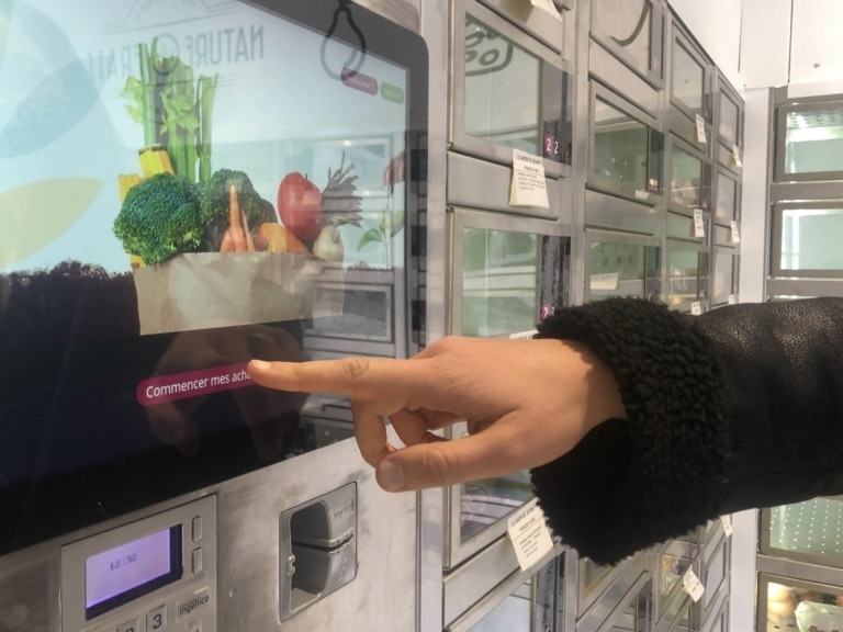 Un distributeur automatique de fruits, légumes et produits locaux ouvre aux Terrasses du Port