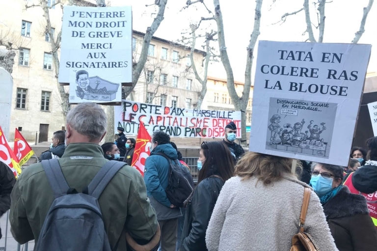 La Ville de Marseille tente de déployer des solutions pour faire face aux urgences dans les écoles